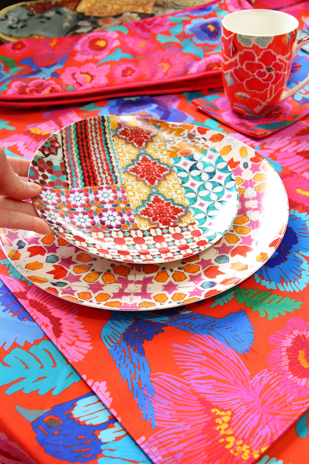 ANNA CHANDLER DESSERT PLATE SET WILDFLOWER