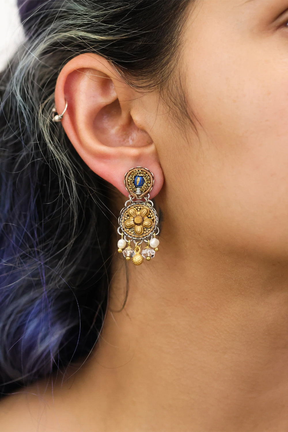 AYALA BAR GOLD VIBRANT EARRINGS GOLD TOTEM SET GILDA