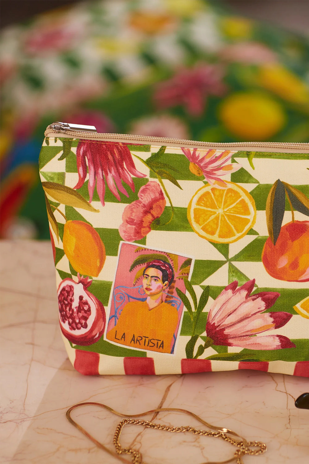 LA LA LAND TRAVEL POUCH LIFE IN COLOUR