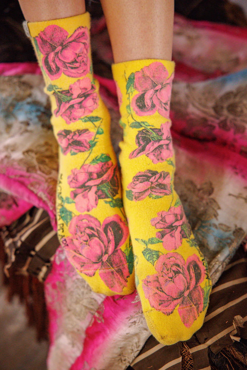 MAGNOLIA PEARL FLORAL MP SOCKS 141 MORNING ROSE
