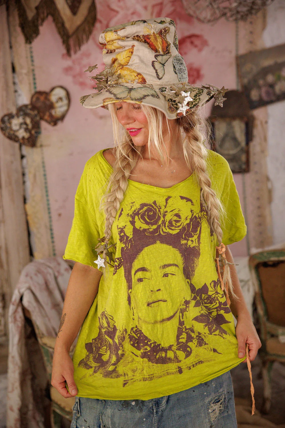**Pre-Order** Magnolia Pearl Butterfly Despierta Corazon T Top 2309 Krewe