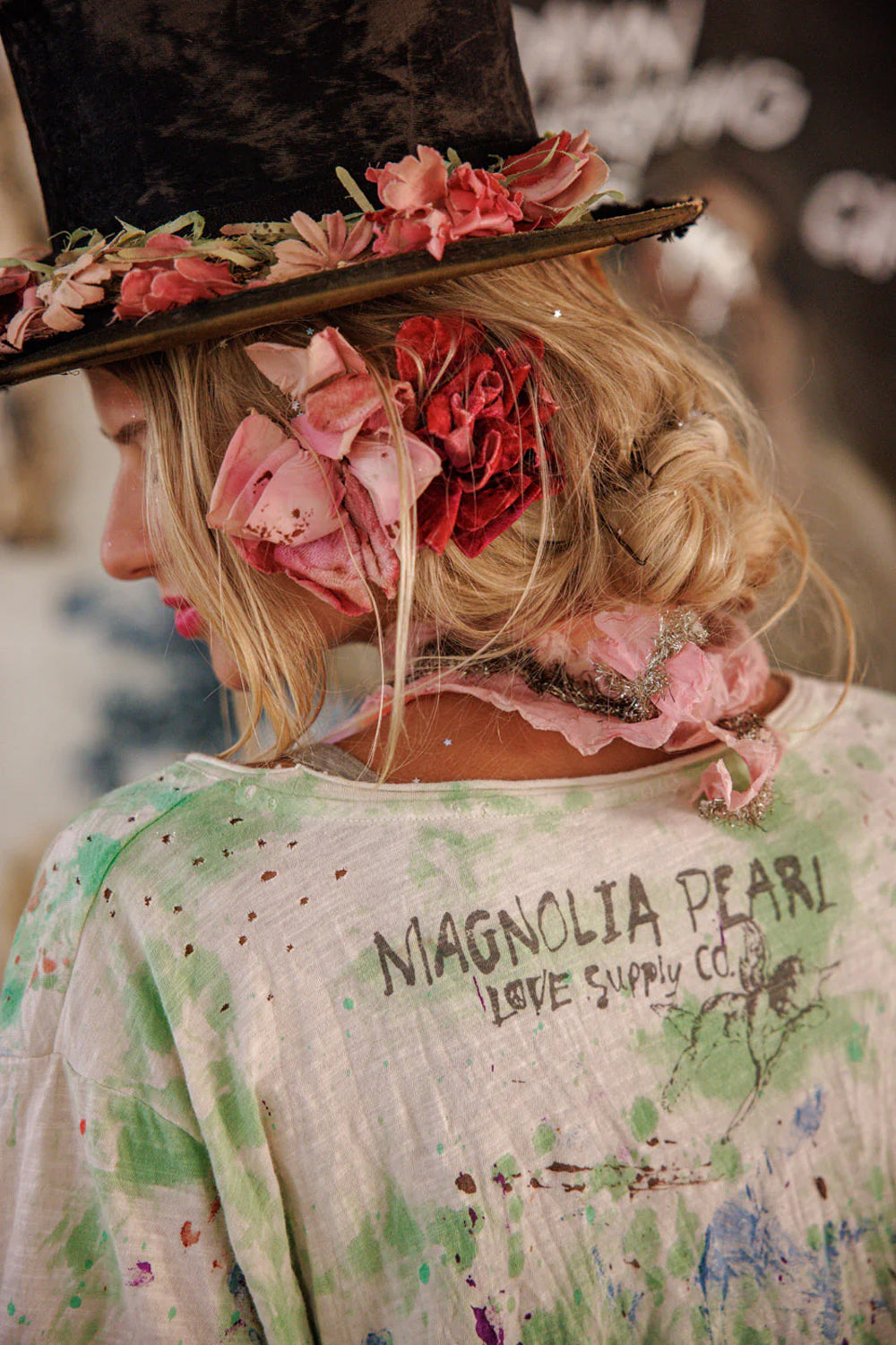 Magnolia Pearl Floral Songbird Art Class Tee Top 2567 True