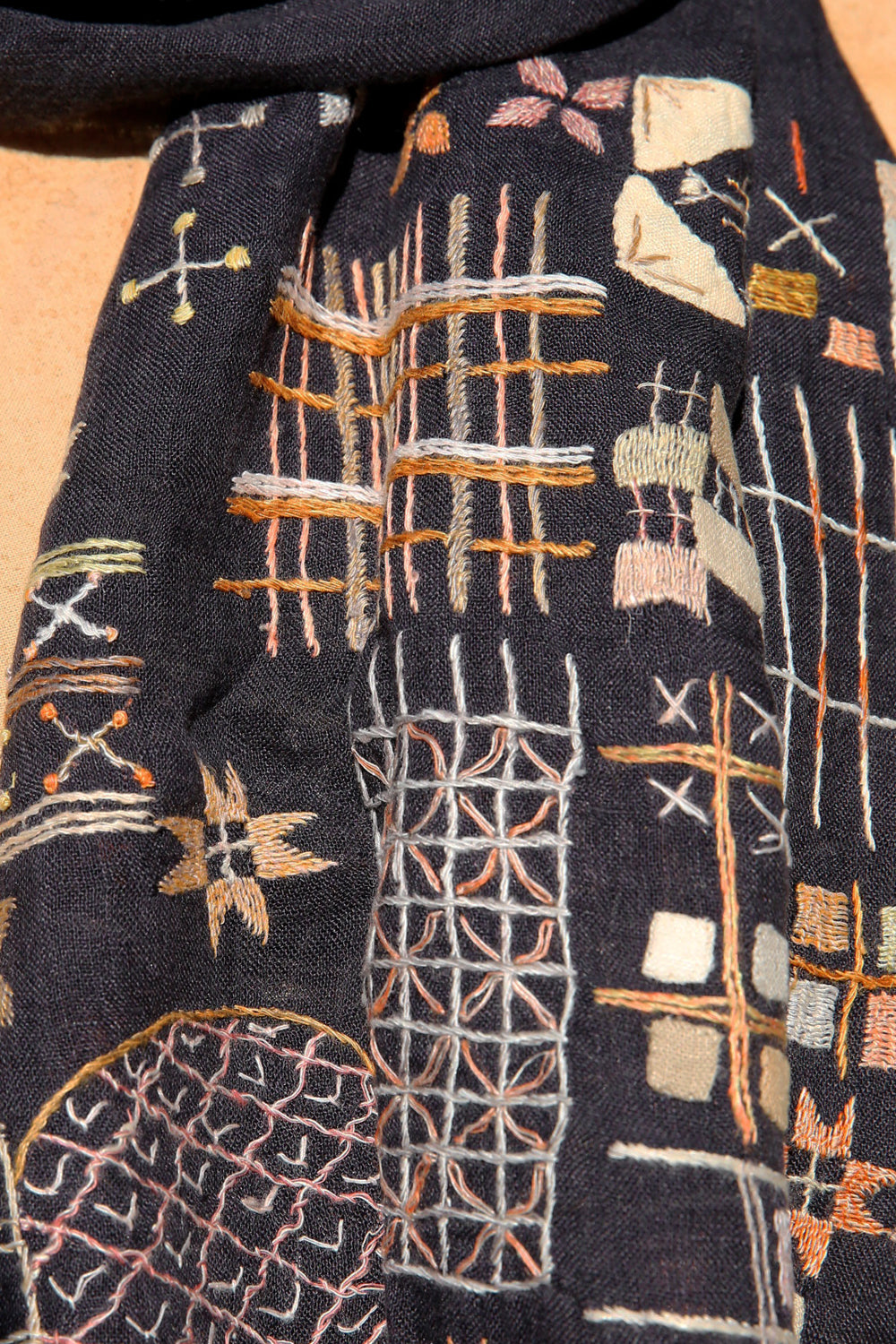 SOPHIE DIGARD PATCH SLATE LINEN SCARF