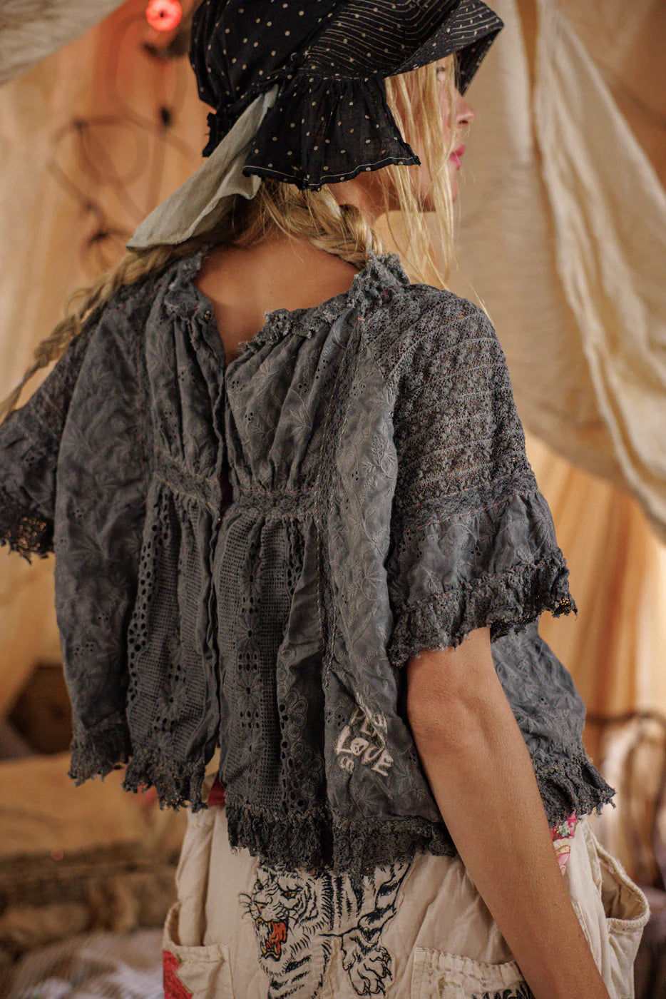**PO** Magnolia Pearl Lace Work Gabriella Blouse Top 2280 Ozzy