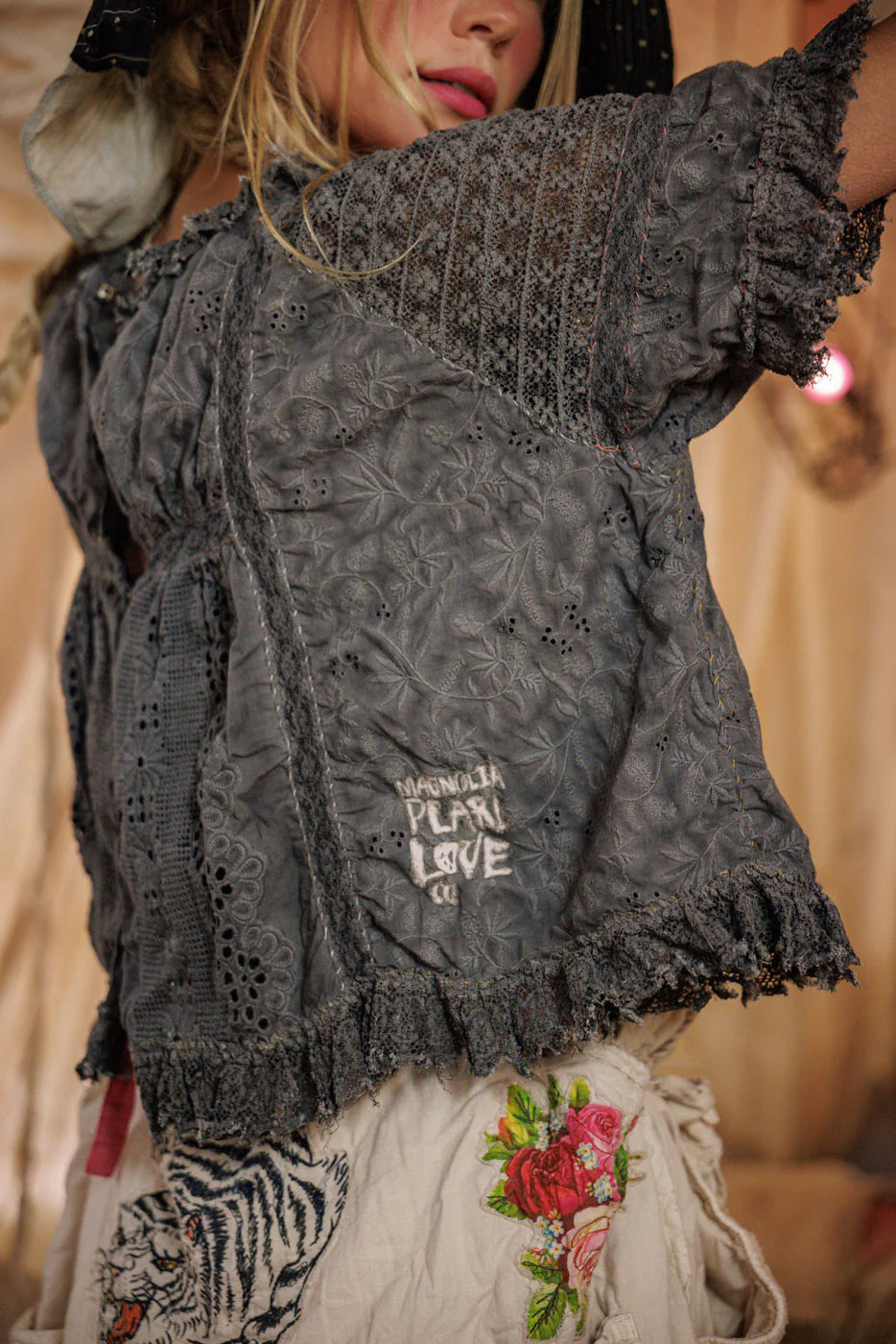 **PO** Magnolia Pearl Lace Work Gabriella Blouse Top 2280 Ozzy