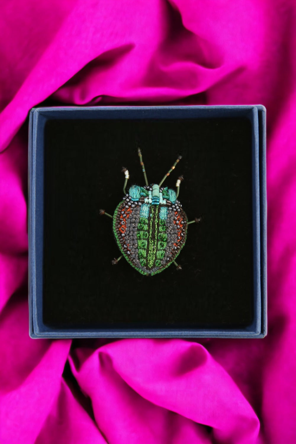 TROVELORE GREEN LEAF BEETLE BROOCH