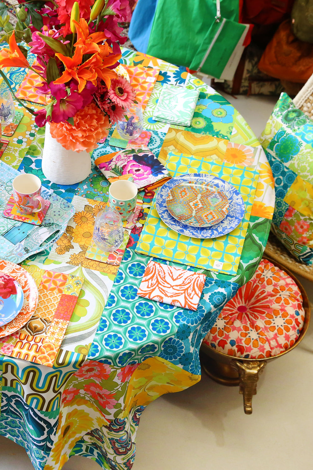 ANNA CHANDLER CANVAS TABLECLOTH SEVENTIES GREEN