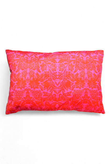ANNA CHANDLER VELVET RECTANGLE CUSHION KARABAGH