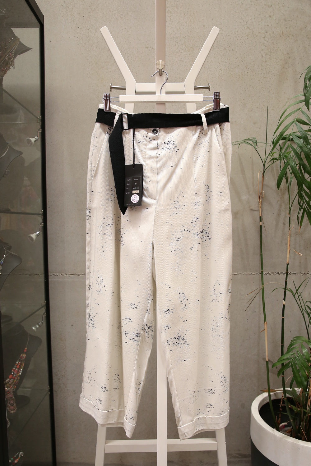 ANNETTE GORTZ Dave Pants