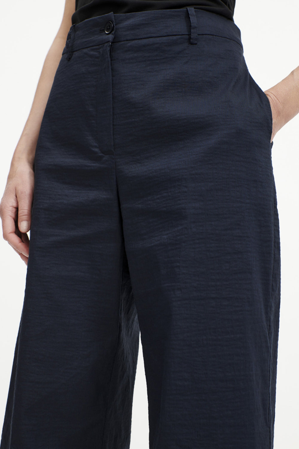 ANNETTE GORTZ ANA CROPPED NAVY PANTS