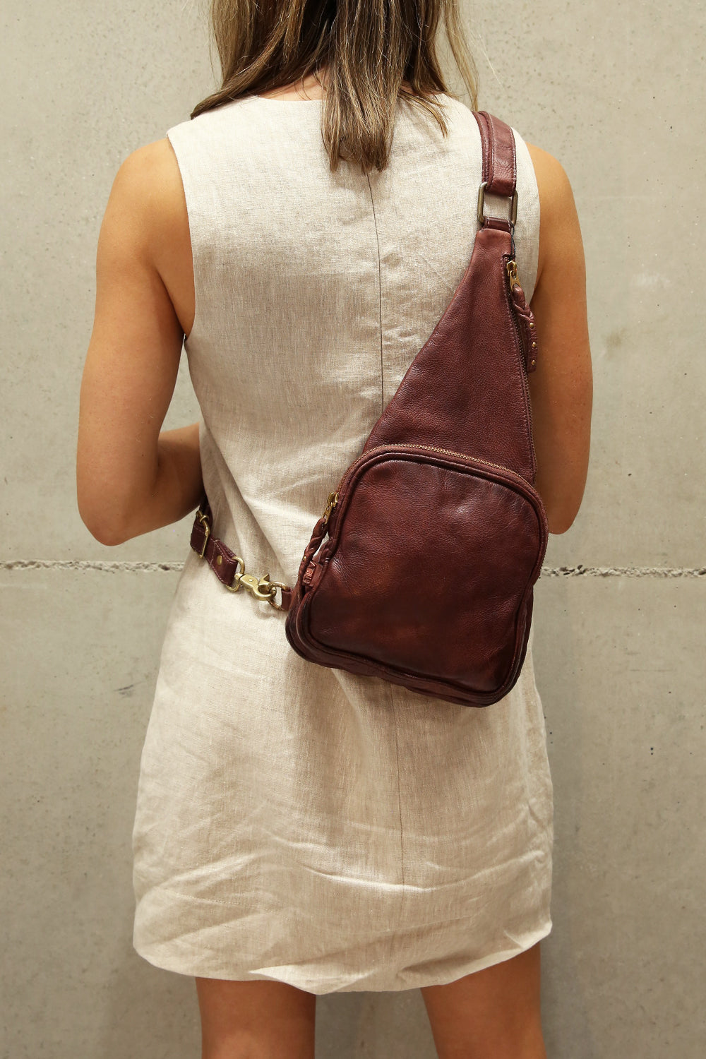 Art N Vintage Tailor Crossbody Bag Truffle