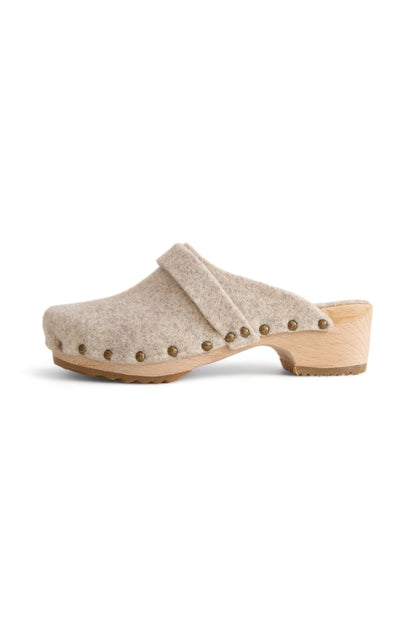 BOSABO &quot;COMPLICE&quot; CLOG BEIGE/GREY FELT