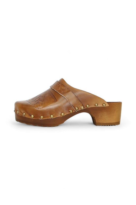 BOSABO CAMILLE CLOGS COMPLICE IMPRIME ANTIQUE TAN EMBOSSED