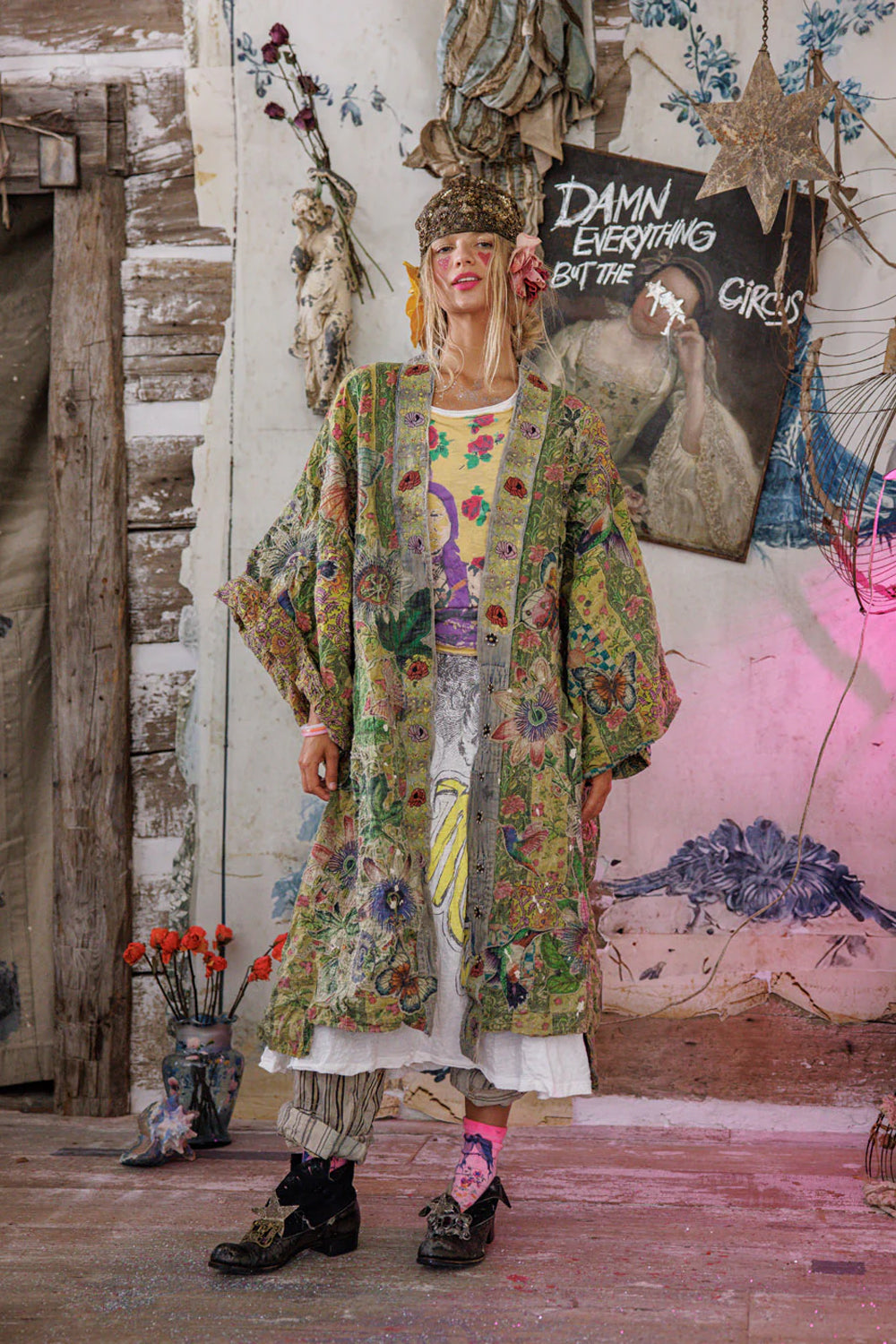 **Pre-Order** Magnolia Pearl Kontessa Kimono Jacket 1323 Passionate