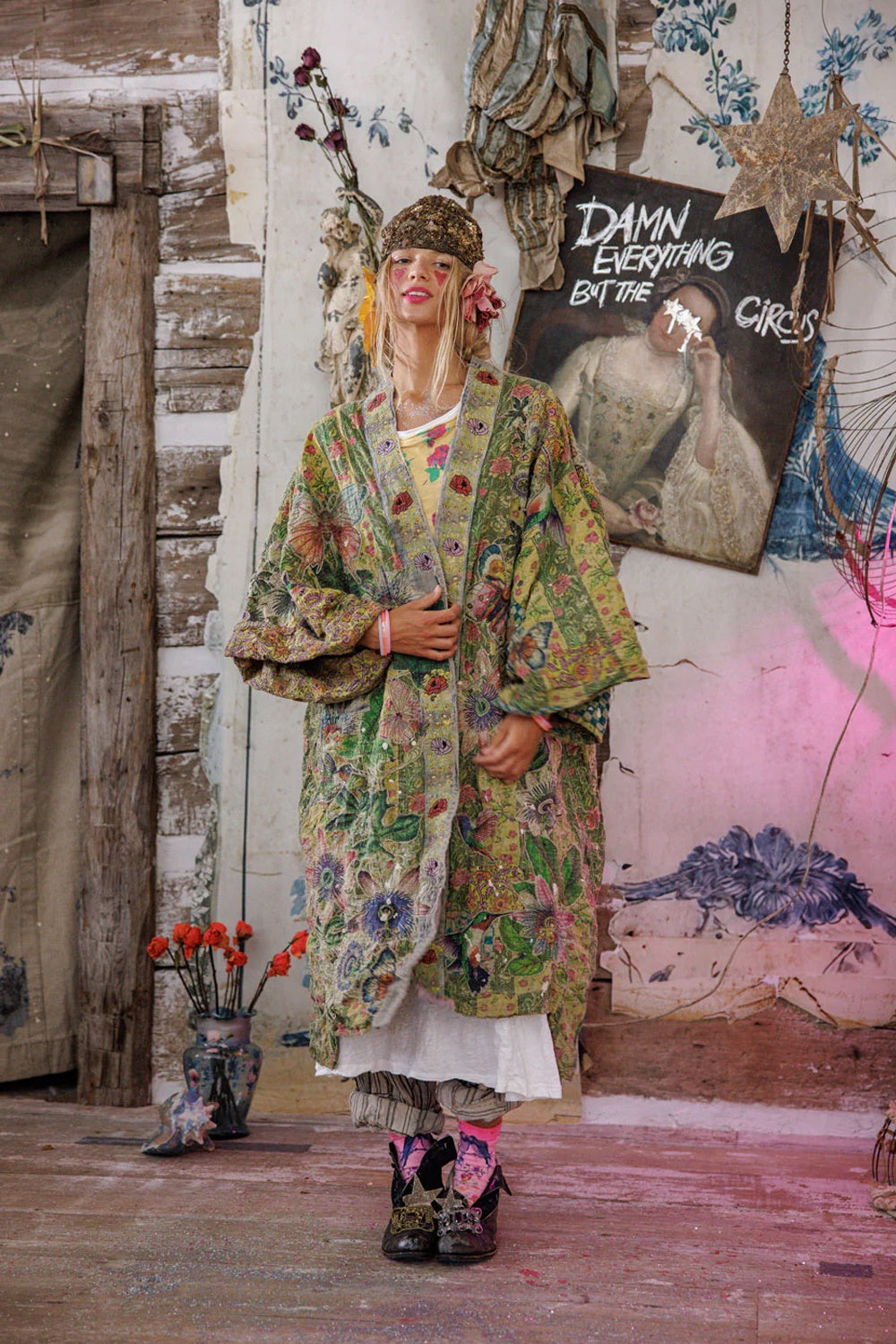 **Pre-Order** Magnolia Pearl Kontessa Kimono Jacket 1323 Passionate