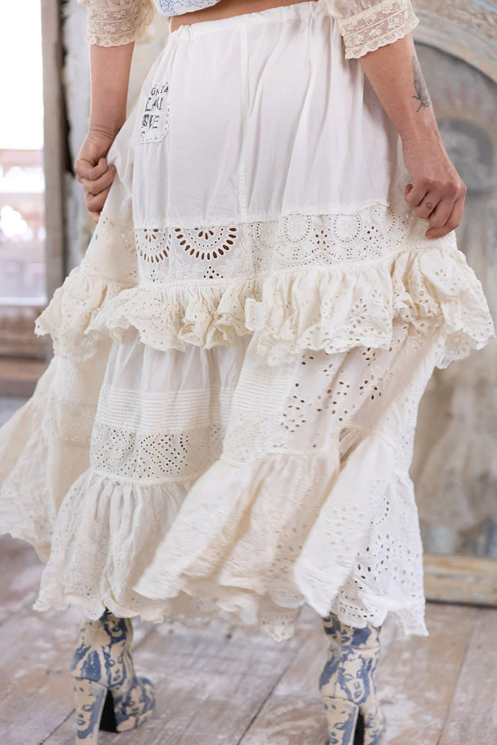 MAGNOLIA PEARL EYELET PISSARRO SKIRT 197 TRUE