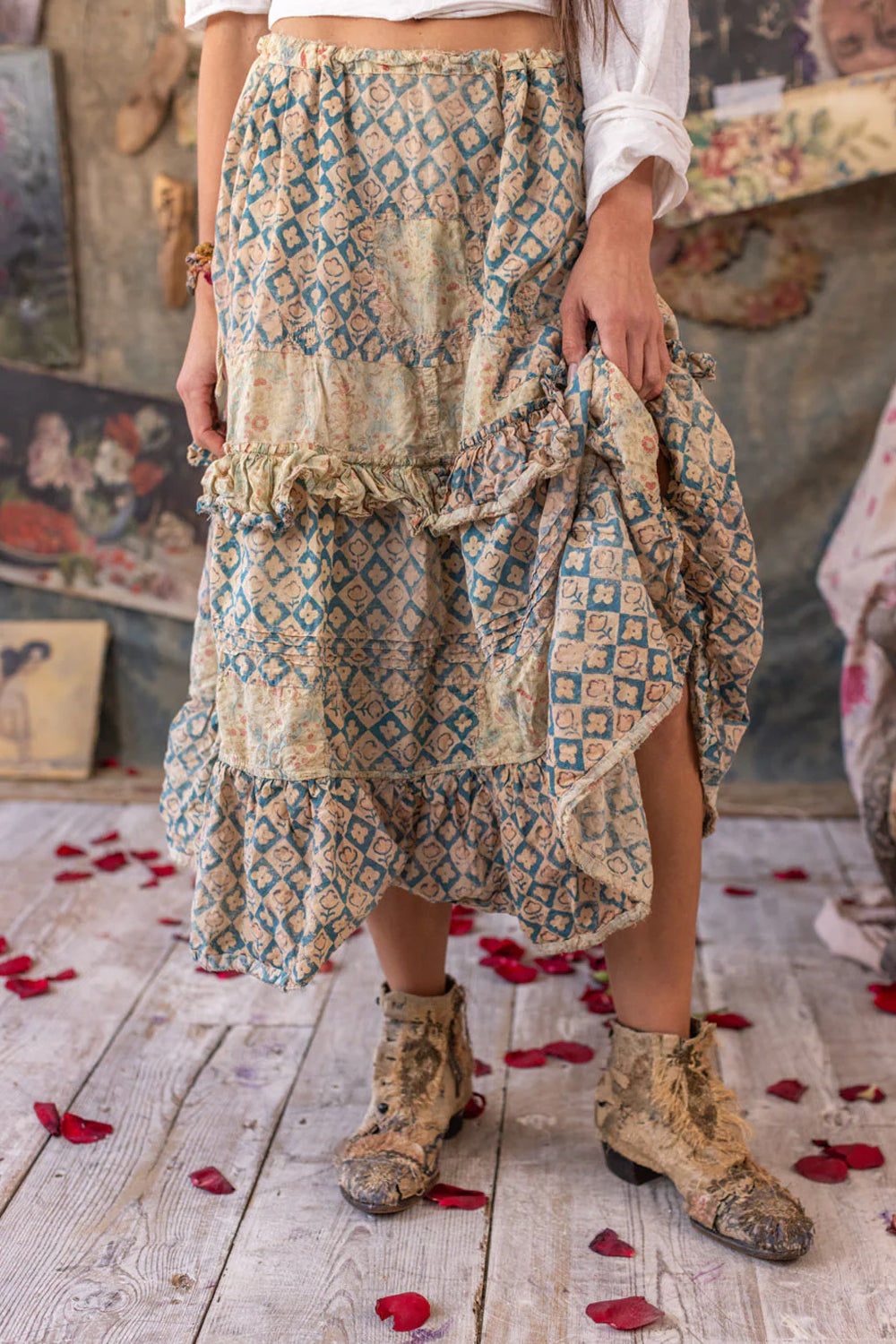 **PRE-ORDER** MAGNOLIA PEARL PISSARRO SKIRT 215 ZAGORA