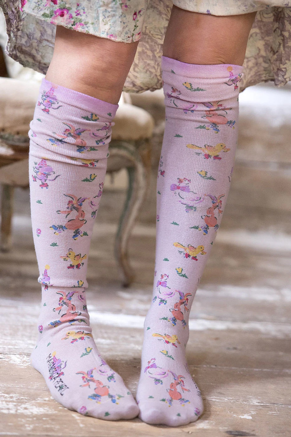 MAGNOLIA PEARL SKATE BOO OVER THE KNEE SOCKS 100 ALLIUM DIP DYE