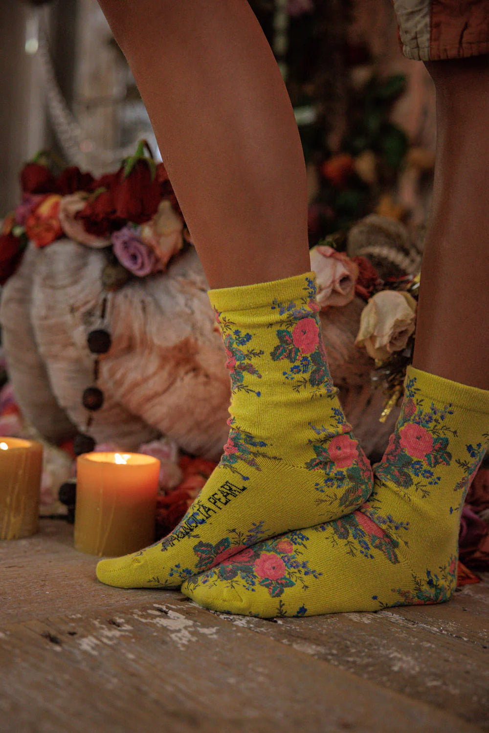 **Pre-Order** Magnolia Pearl Floral MP Socks 141 Curtsy