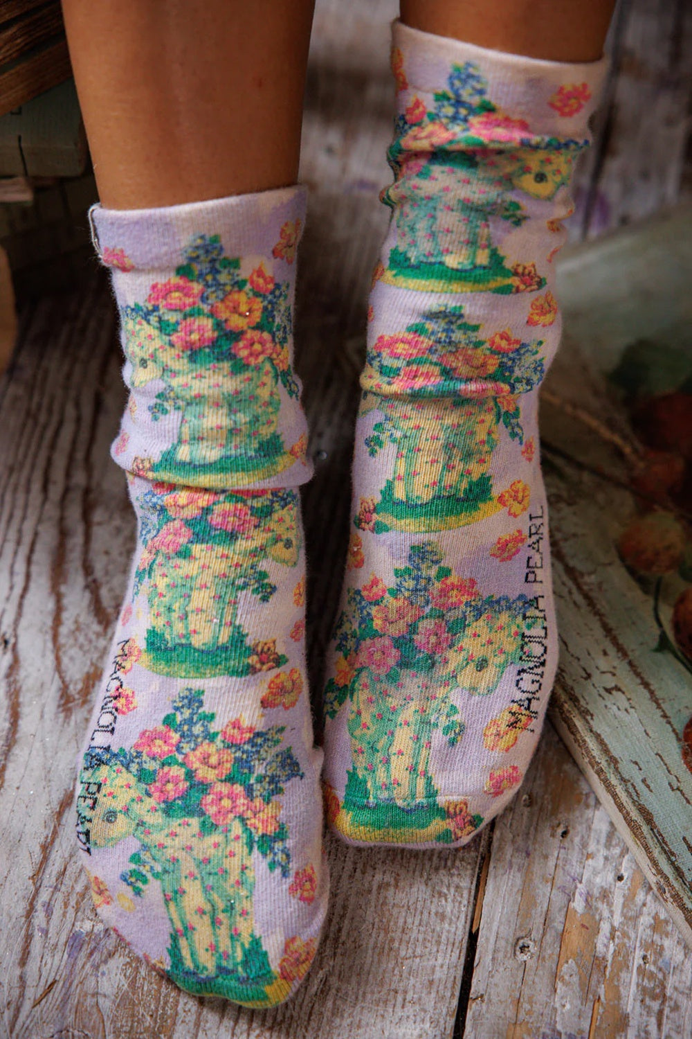 MAGNOLIA PEARL FLORAL LAMB MP SOCKS 144 DITSY