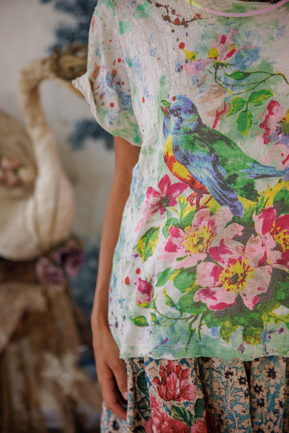 **Pre-Order** Magnolia Pearl Floral Songbird Art Class Tee Top 2567 True