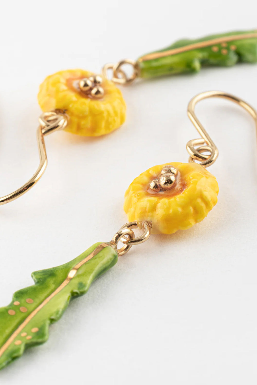 NACH DANDELION LEAF EARRINGS