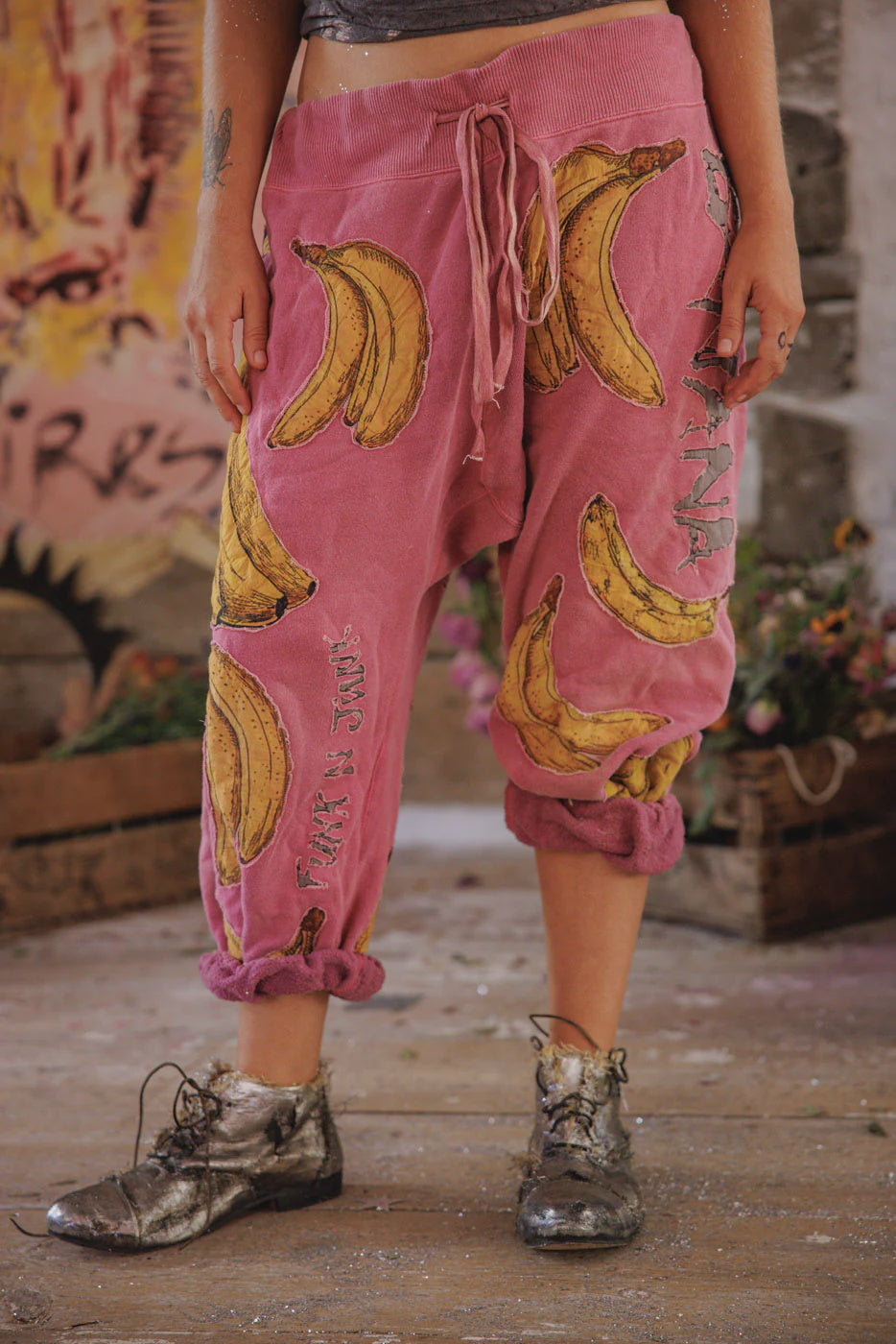 Magnolia Pearl Funk N Junk La Jolla Jogger Pants 964 Pink Guava