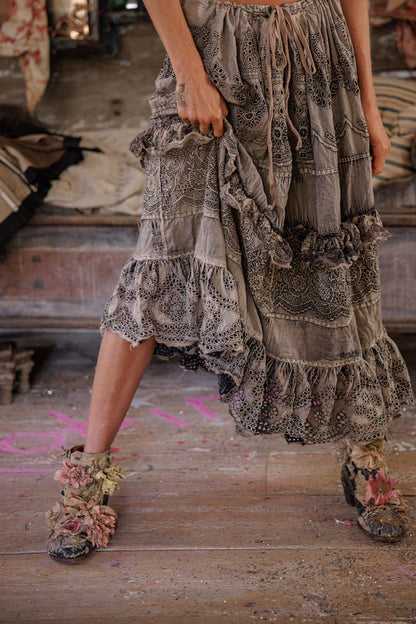**PO** Magnolia Pearl Eyelet Pisarro Skirt 244 Ozzy