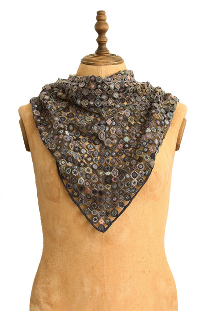 SOPHIE DIGARD CROCHETED TRIANGULAR SCARF CHARCOAL