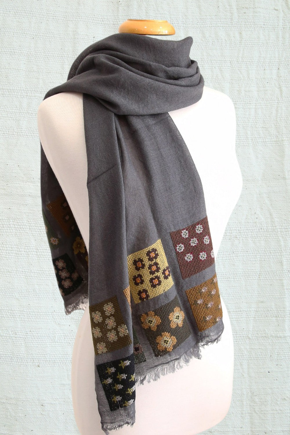 SOPHIE DIGARD TREGOR CHARCOAL LINEN SCARF