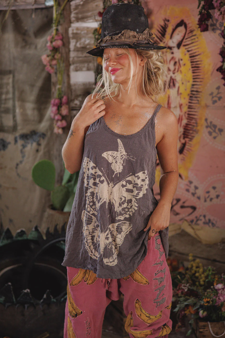 Magnolia Pearl Butterfly Totem Lana Tank Top 428 Ozzy