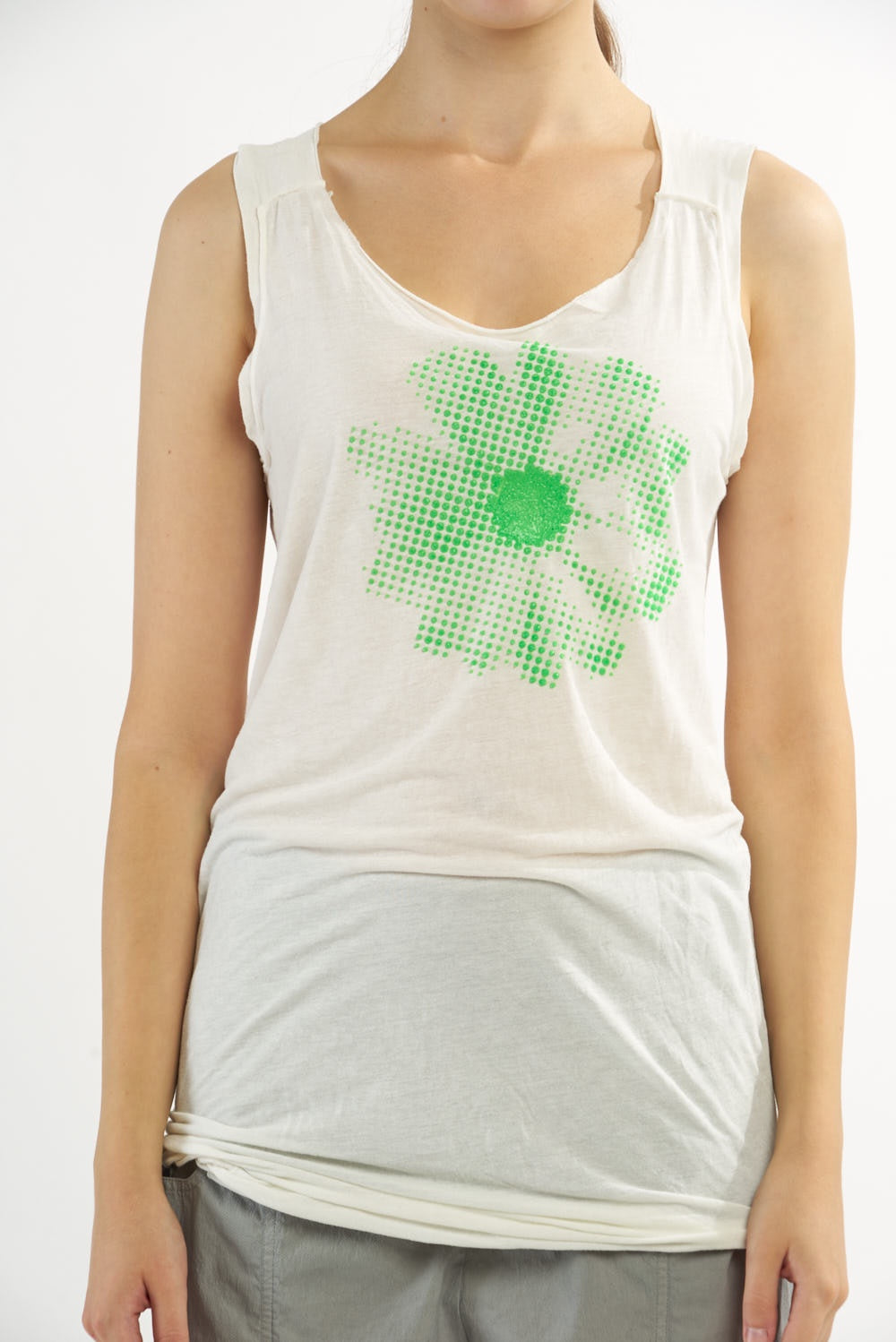 RUNDHOLZ DIP STAR WHITE GECKO GREEN FLOWER IMPRINT LONG SINGLET TOP