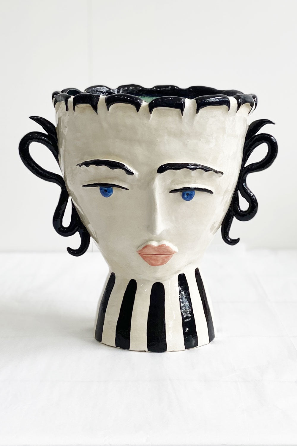 FIONA BLAKE TOSCA FACE VASE