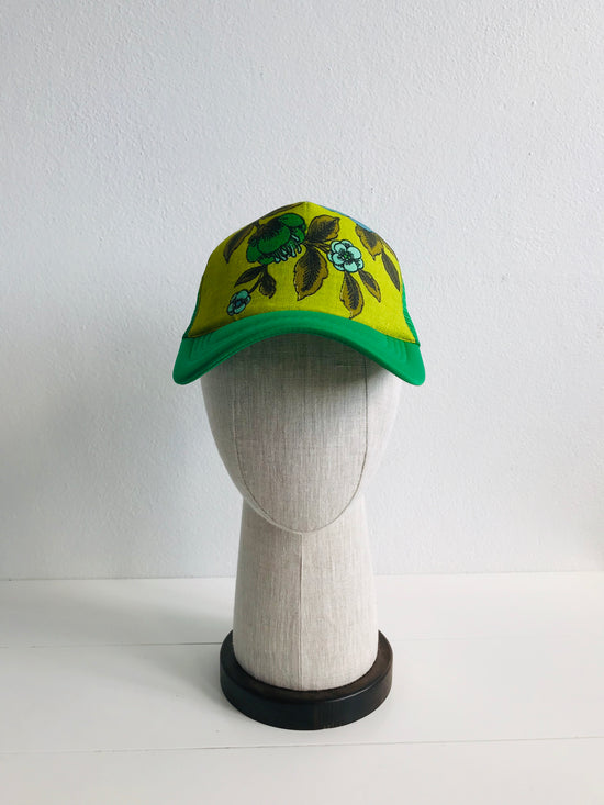 JESSICA WOLF GREEN AND YELLOW FLOWER BLOOM CAP
