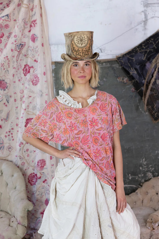 MAGNOLIA PEARL REMI BLOCKPRINT T TOP 1569 SUNSET FLOWER